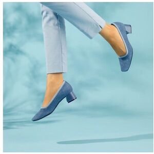 Vivaia Melody 2.0 Women’s Knit Square Toe Block Heel Shoe Size 42/ 10.5 Blue EUC